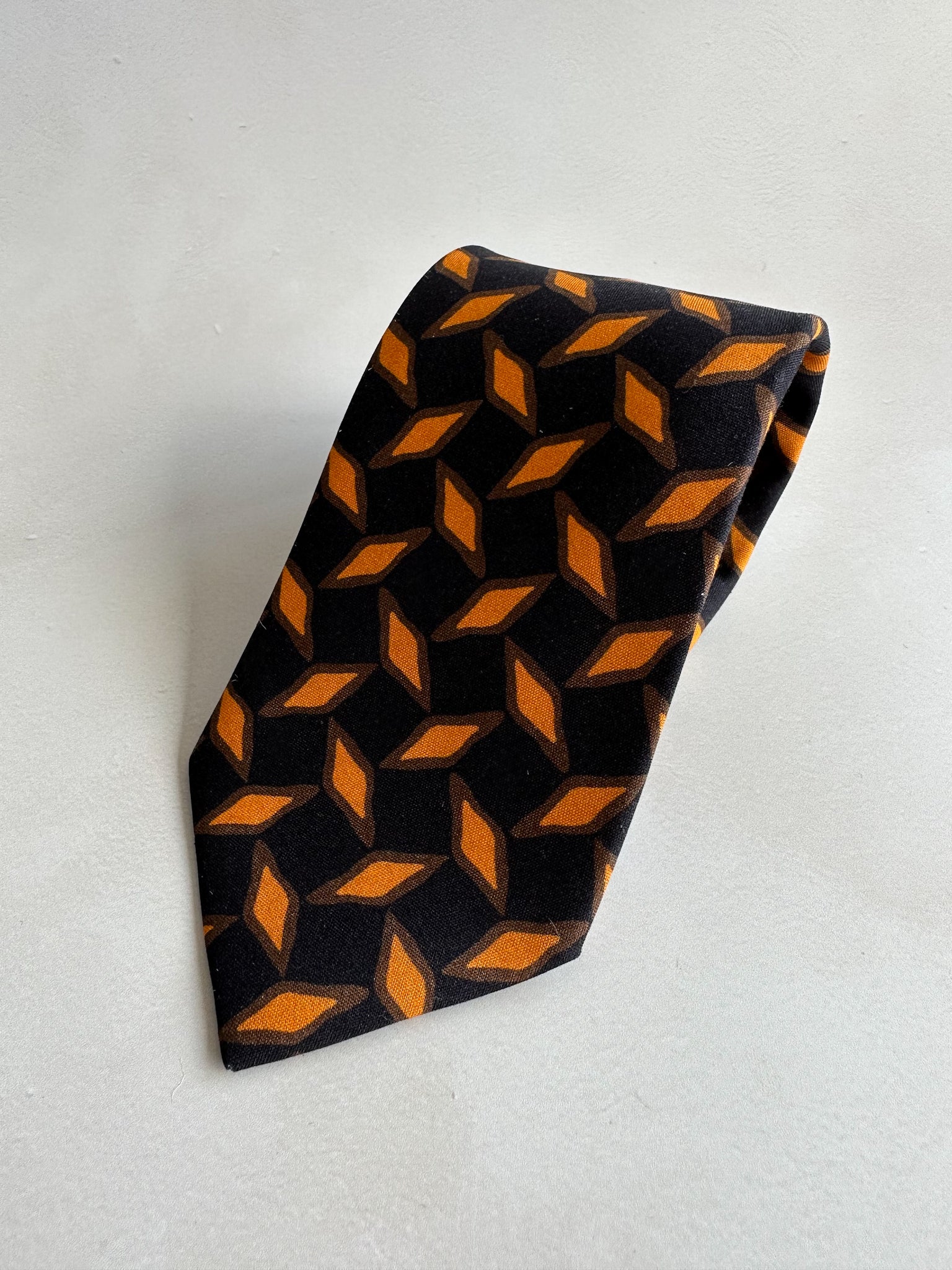 Drake's Michael J Drake Black Orange Diamond Print Silk Tie