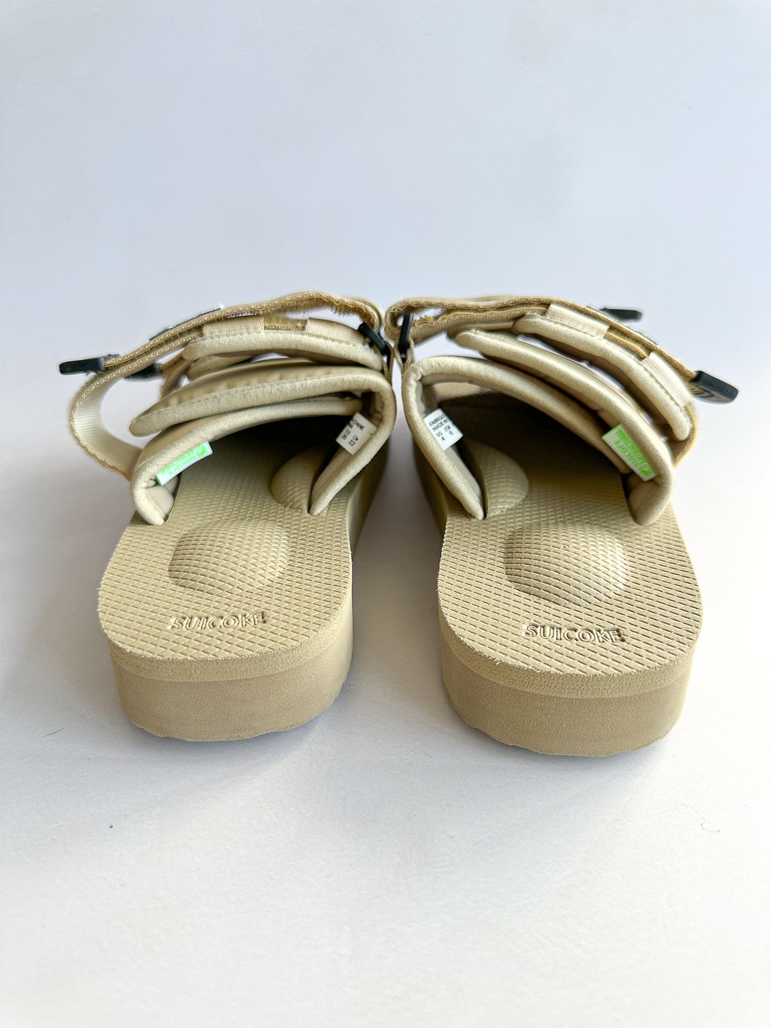 Suicoke Sandal Sliders  in Beige