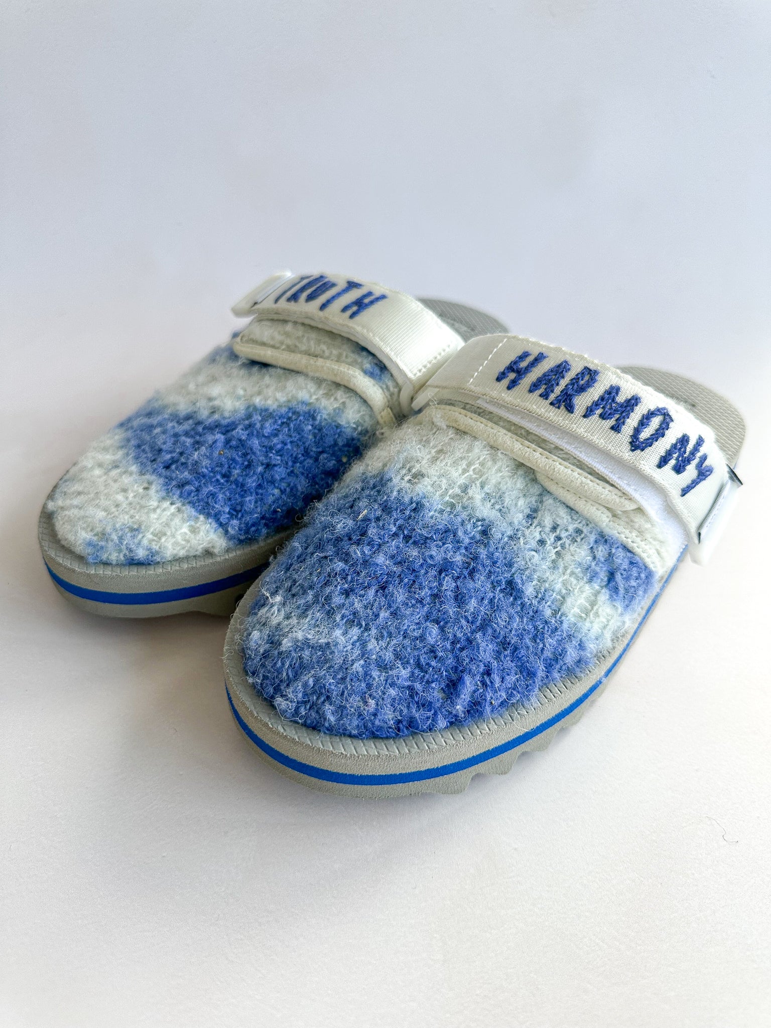 SUICOKE X Elder Statesman Sliders