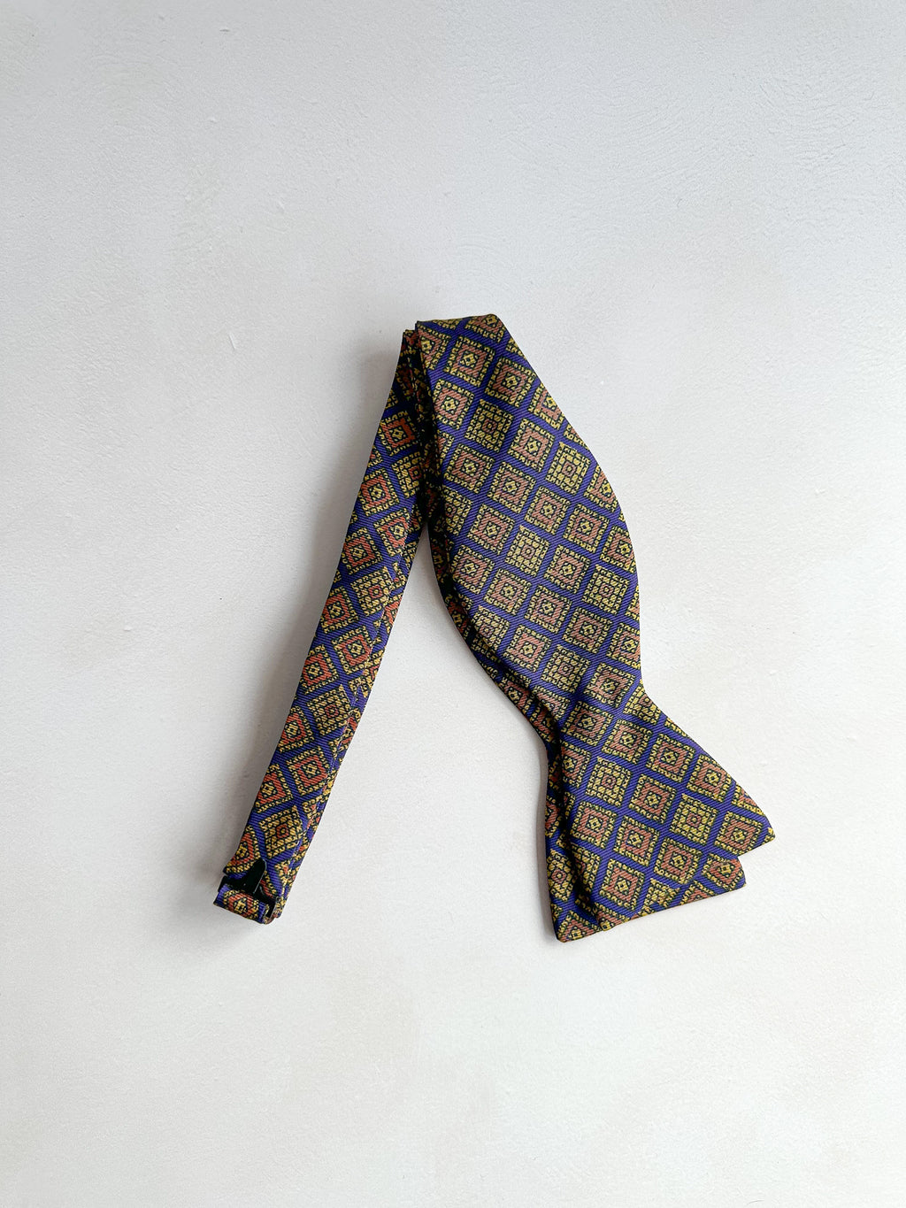 Drake's Diamond Foulard Purple Butterfly Bowtie