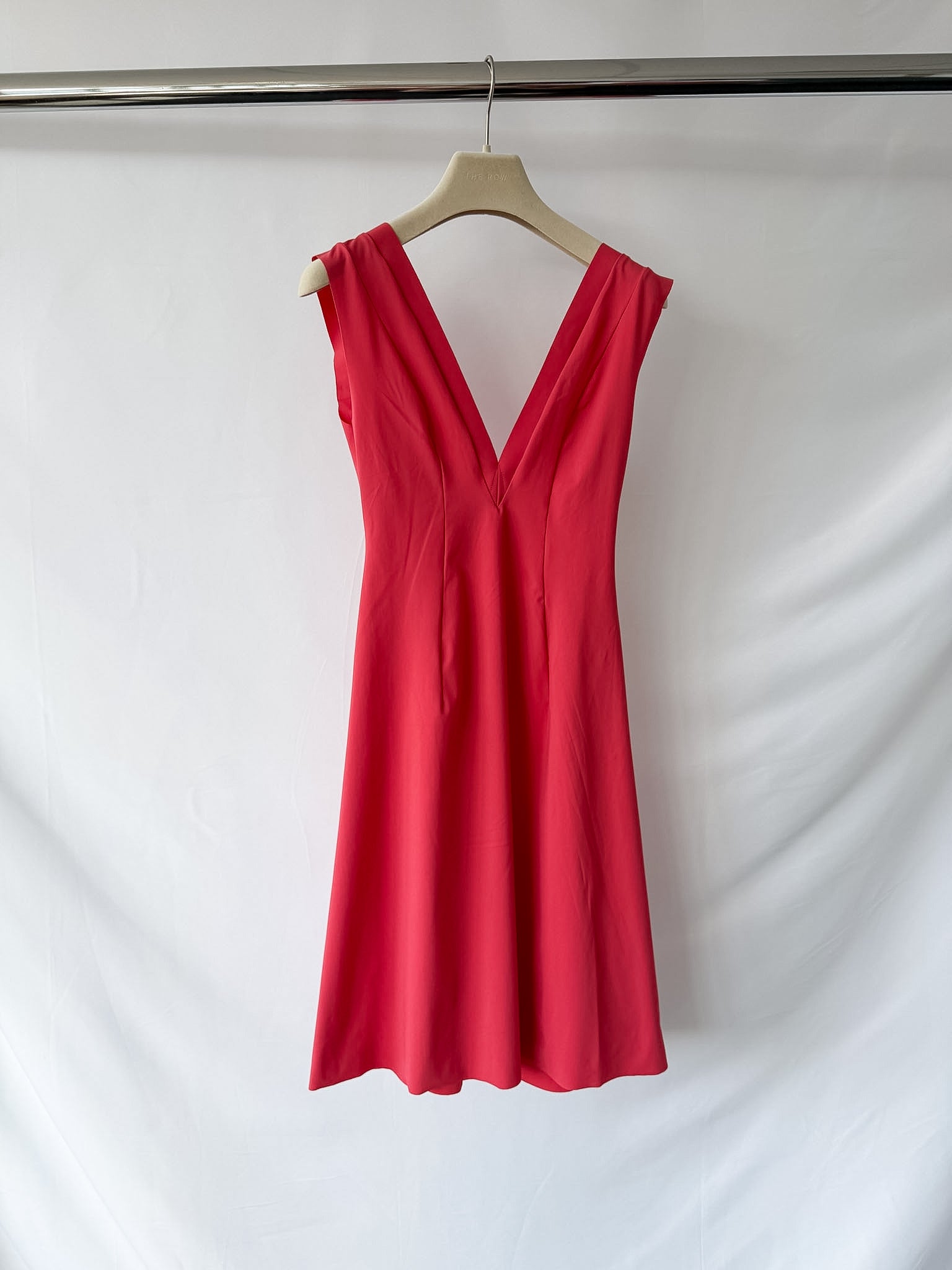 Pain De Sucre Blush V-Neck Beach Summer Dress in Savana