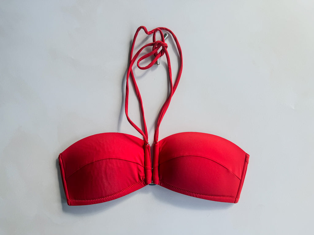 Haut de bikini rouge Lya à encolure dos nu Pain De Sucre