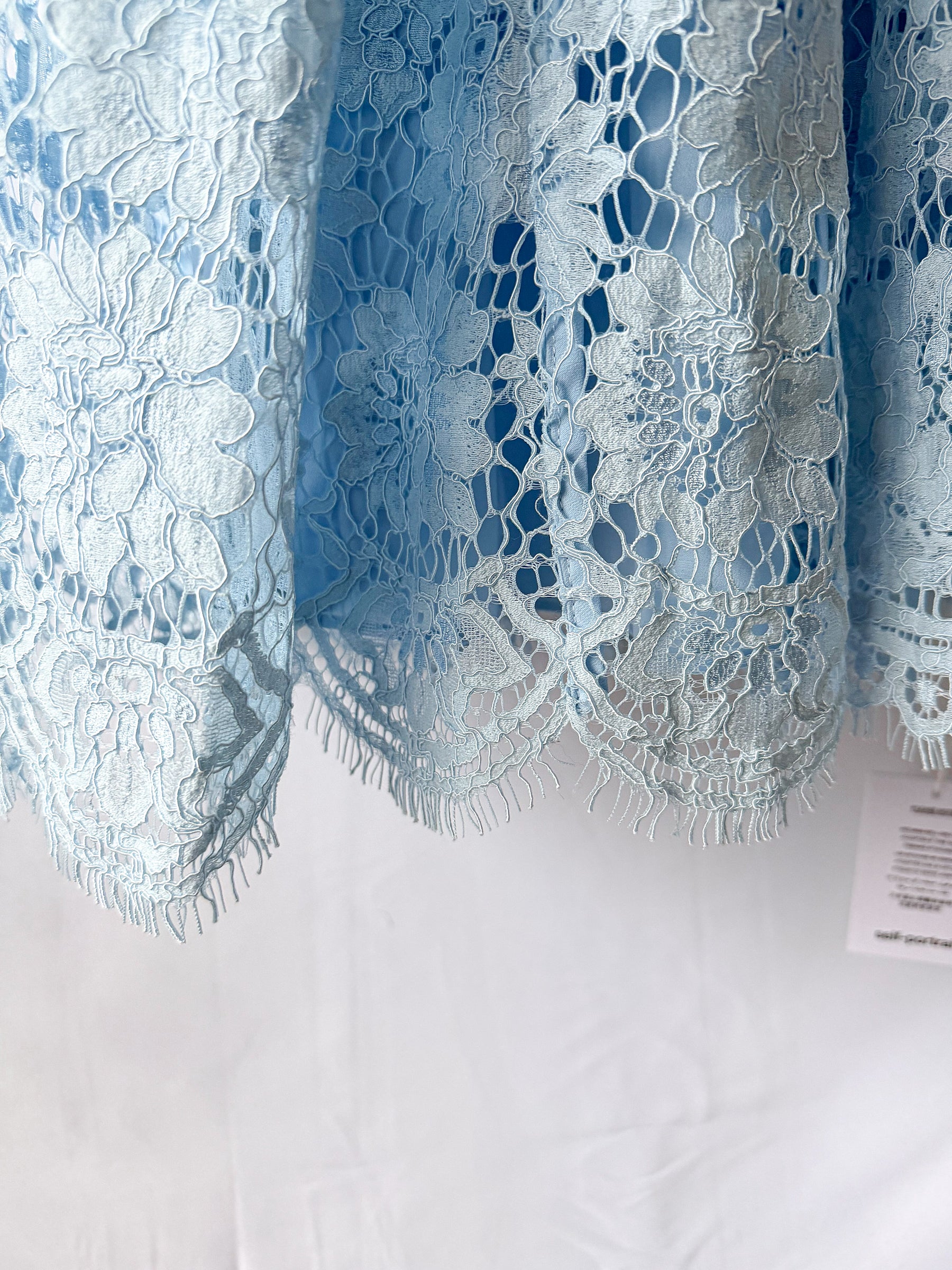 Self-Portrait x Disney Blue Floral-Lace Short-Sleeves Woven Midi Dress