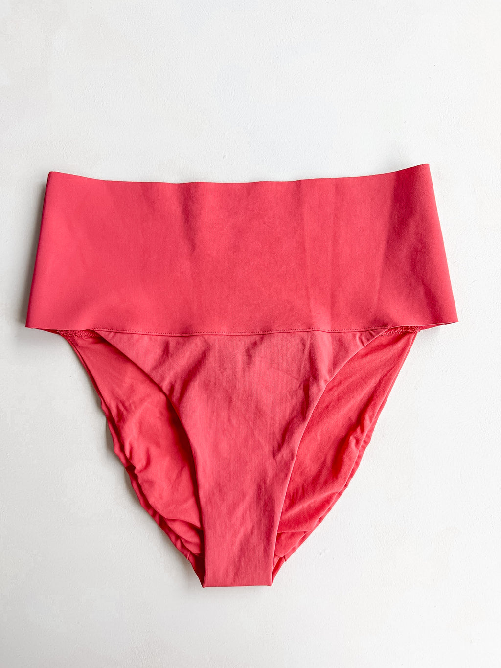 Bas de bikini taille haute rose Pain De Sucre Angie