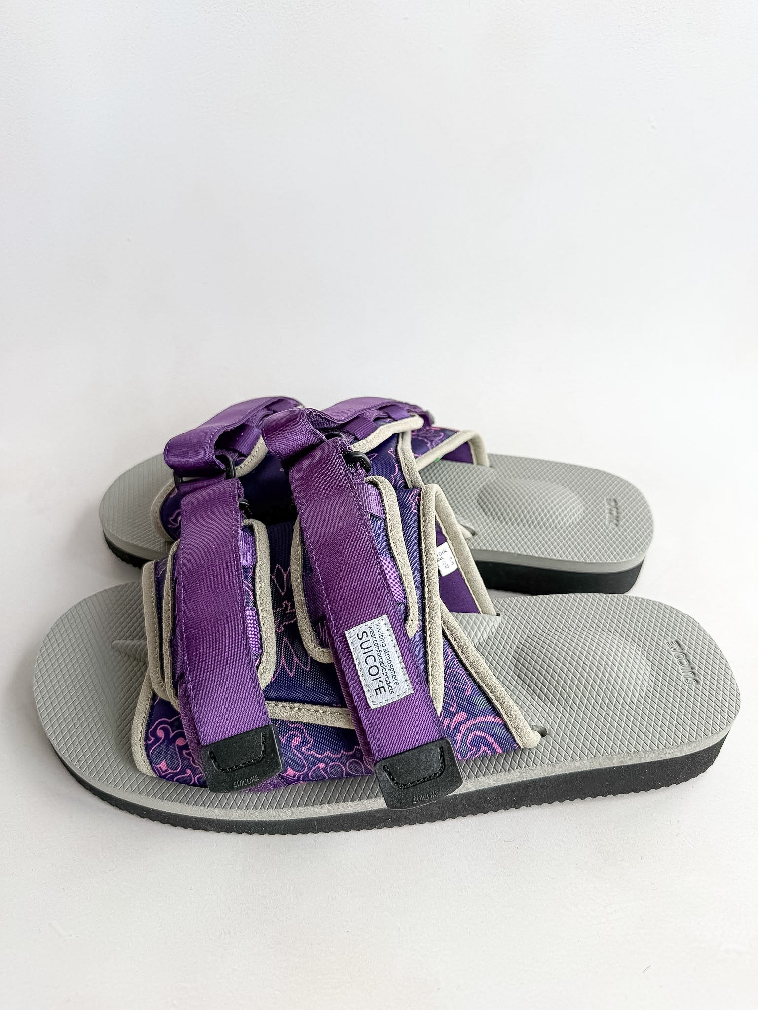 Suicoke Moto Cab Purple Paisley Sandals Sliders NO BOX