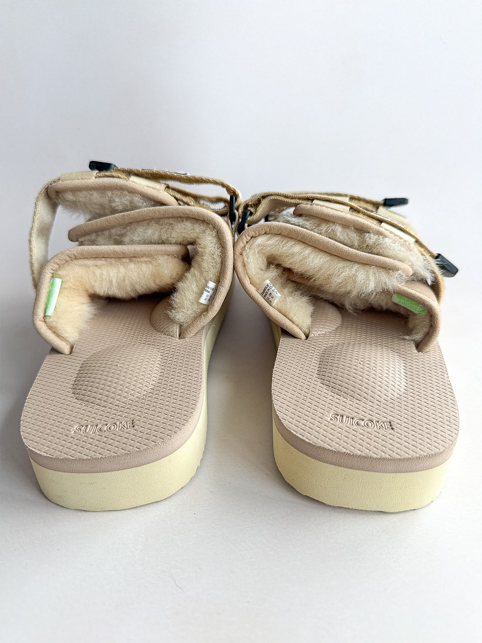 Suicoke Moto Cab Beige Shearling Sandals Sliders NO BOX