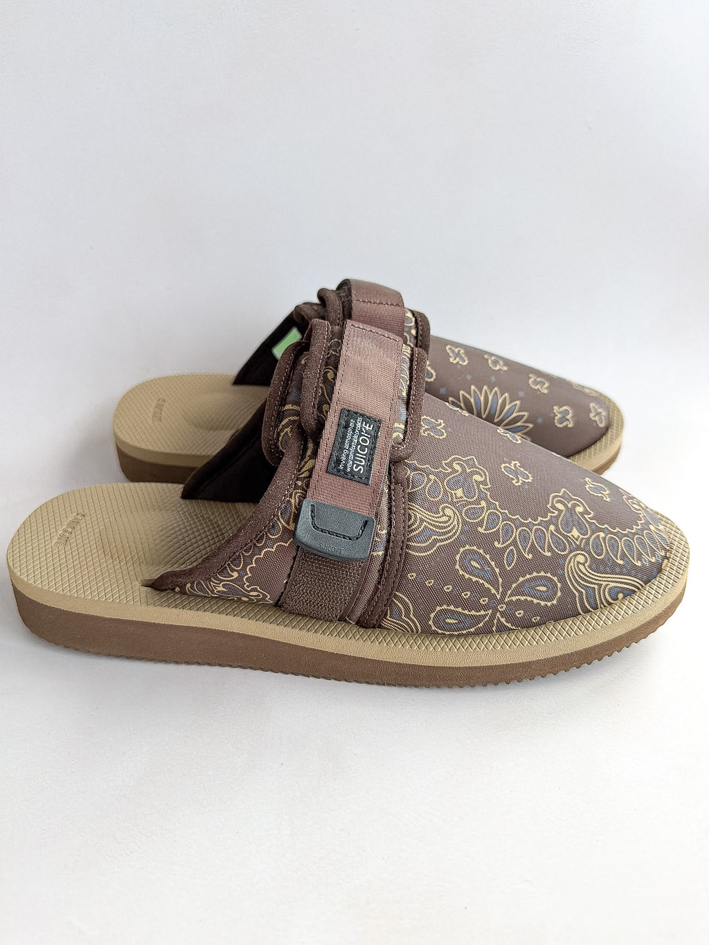 Suicoke Zavo Cab Brown Paisley Slip On Strap Mule Sandals