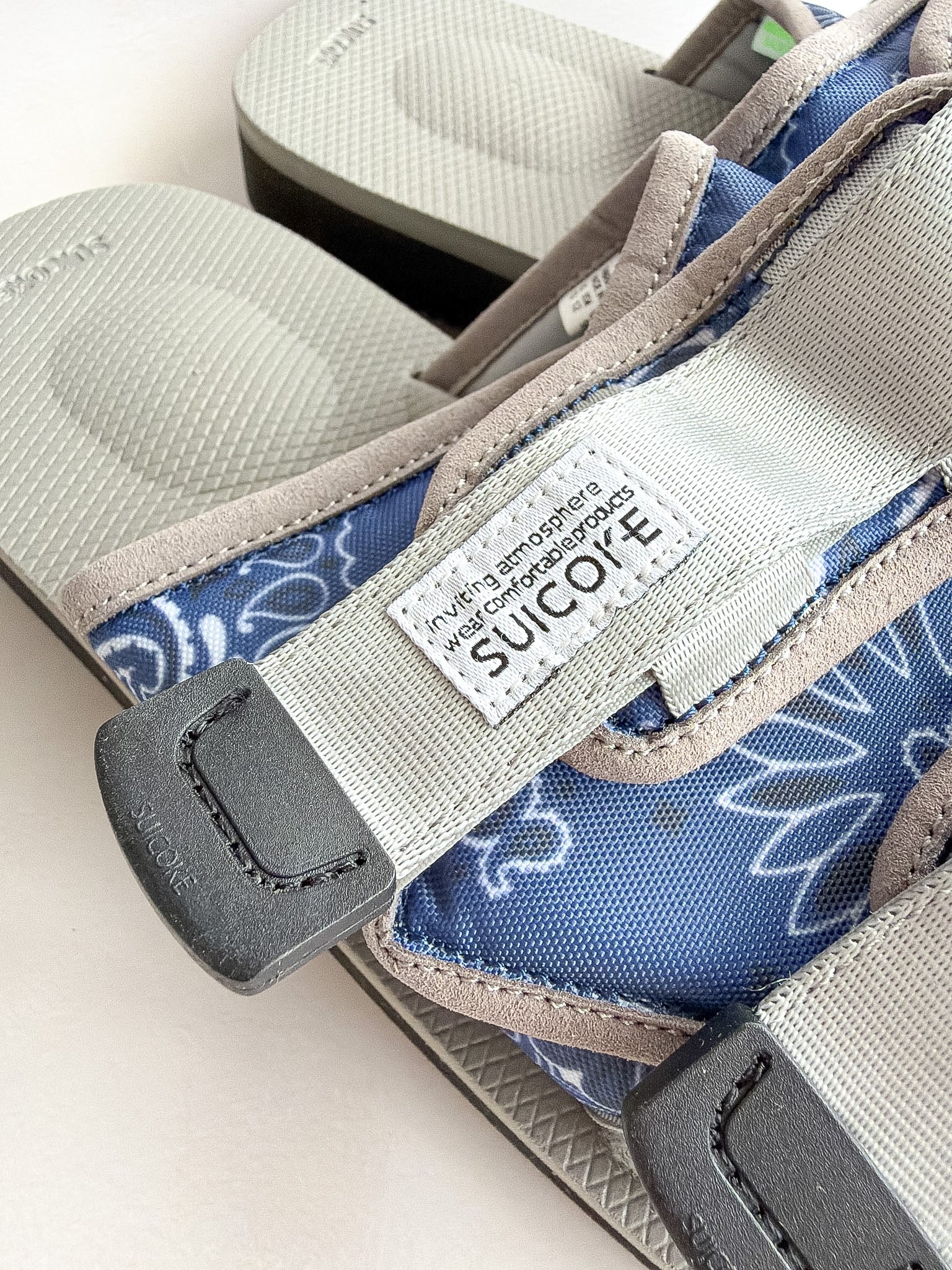 Suicoke Moto Cab Blue Paisley Sandals Sliders