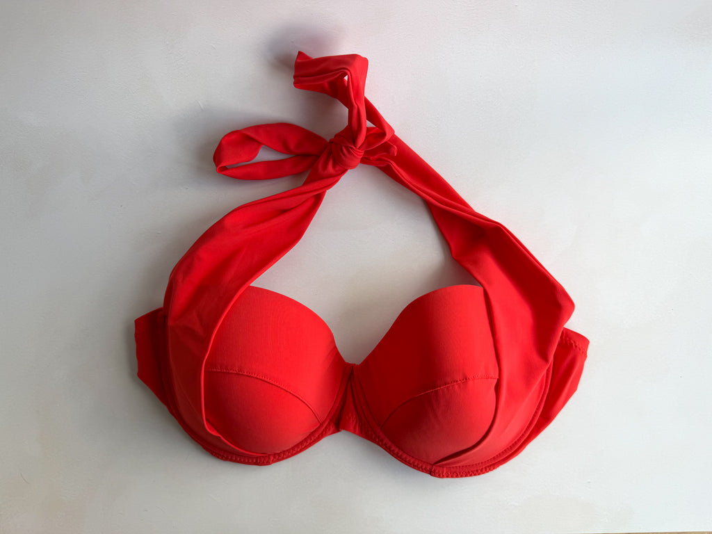 Pain De Sucre Rouge Halterneck Bra Cup Bikini Top in Lisia