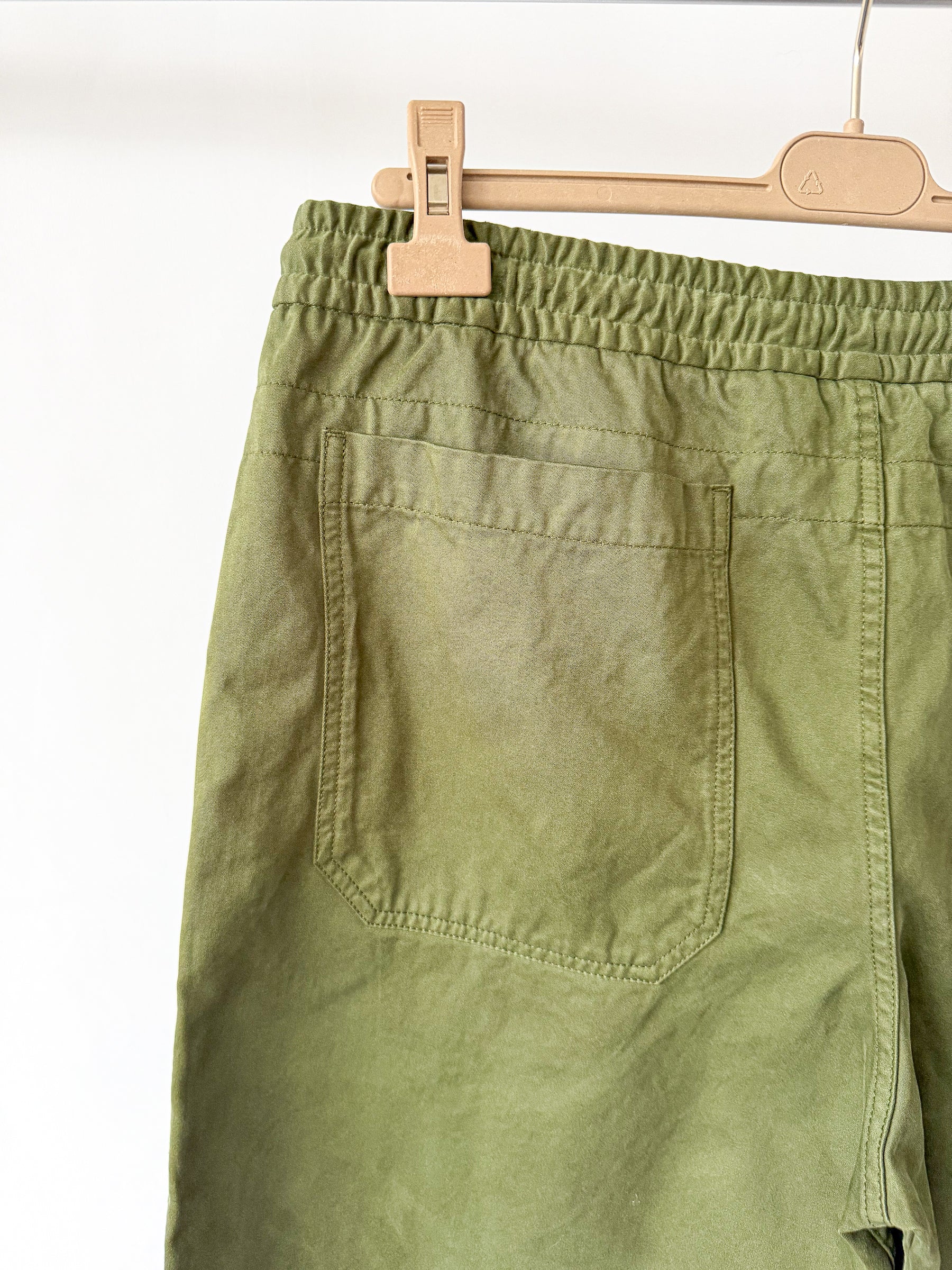Drake's Olive Cotton Drawstring Trousers
