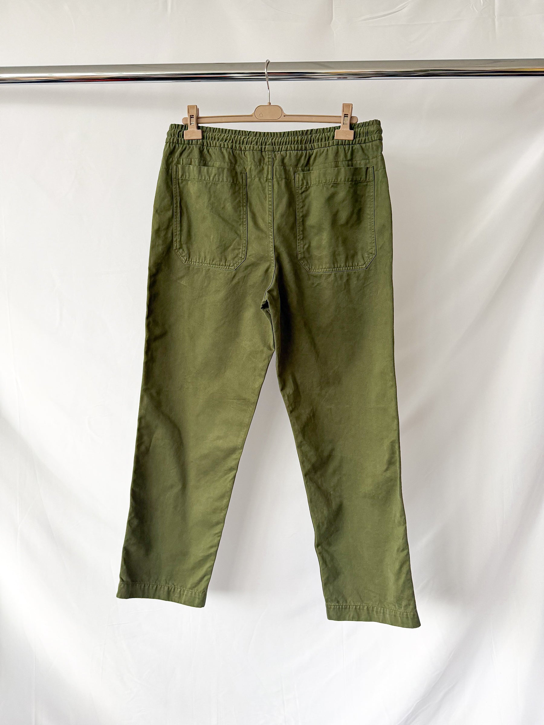 Drake's Olive Cotton Drawstring Trousers