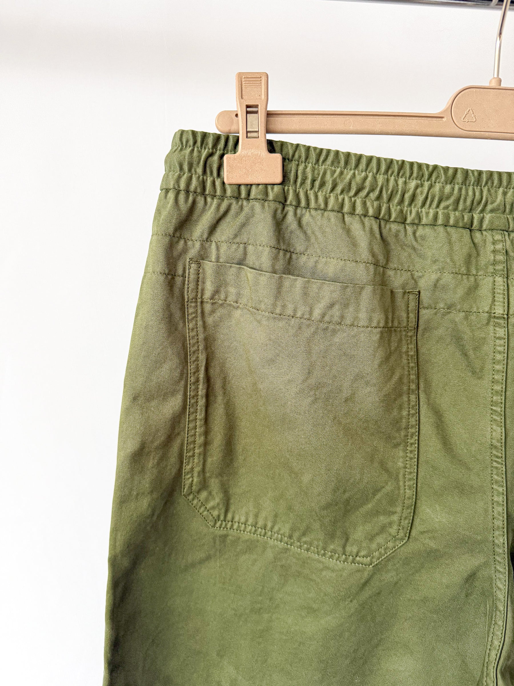 Drake's Olive Cotton Drawstring Trousers