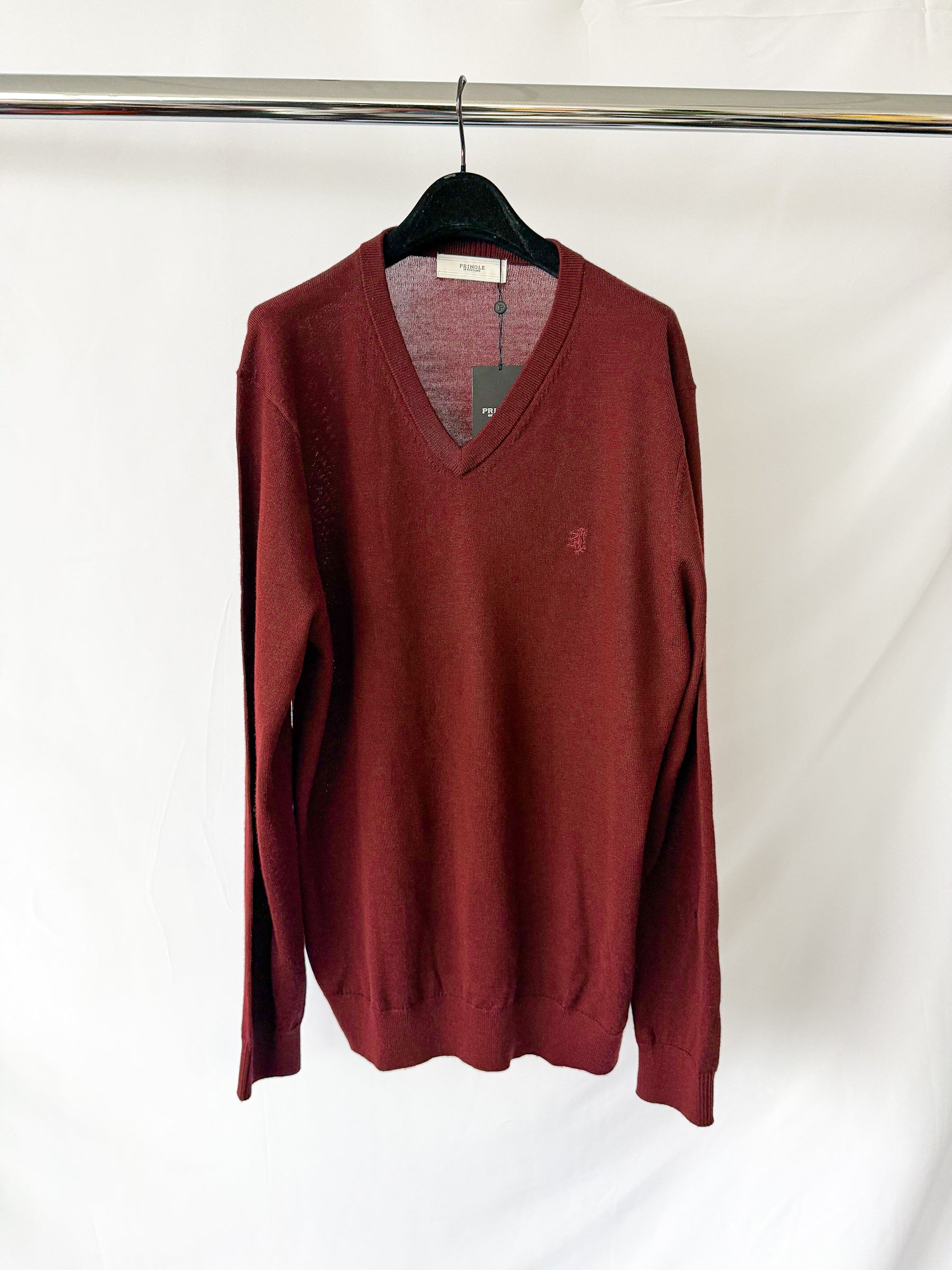 Pringle Of Scotland V Neck Extra Fine Merino Wool Jumper In Burgundy