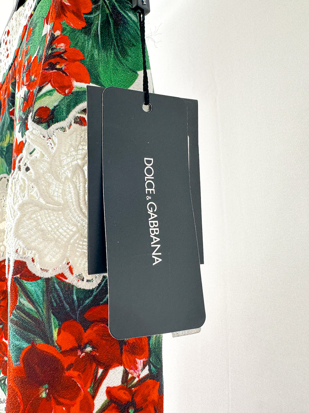 Dolce & Gabbana Red Floral Guipure Portofino Lace Panel Skirt