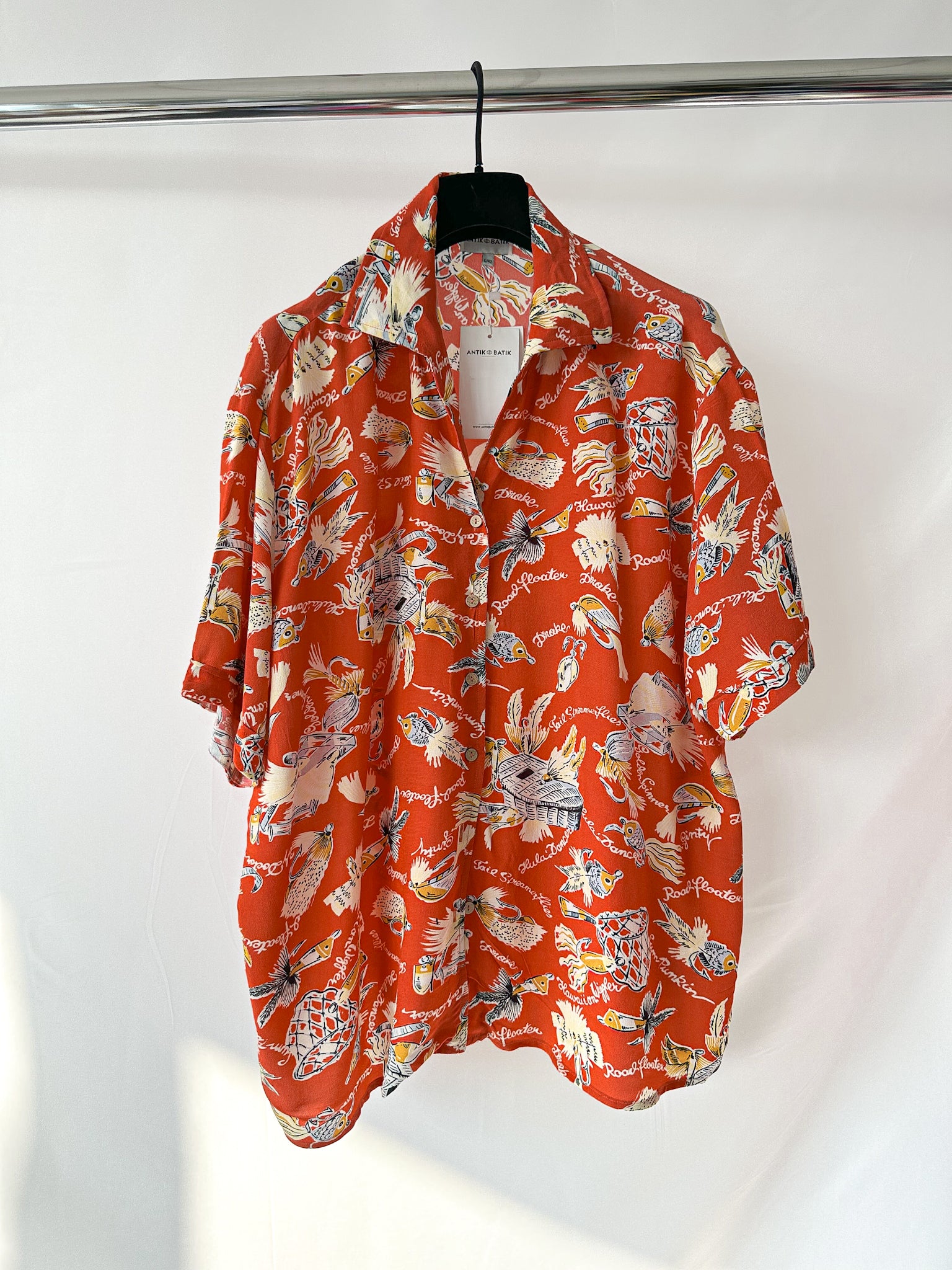 Antik Batik Hilo Red Hawaiian Vintage 50s Print Shirt