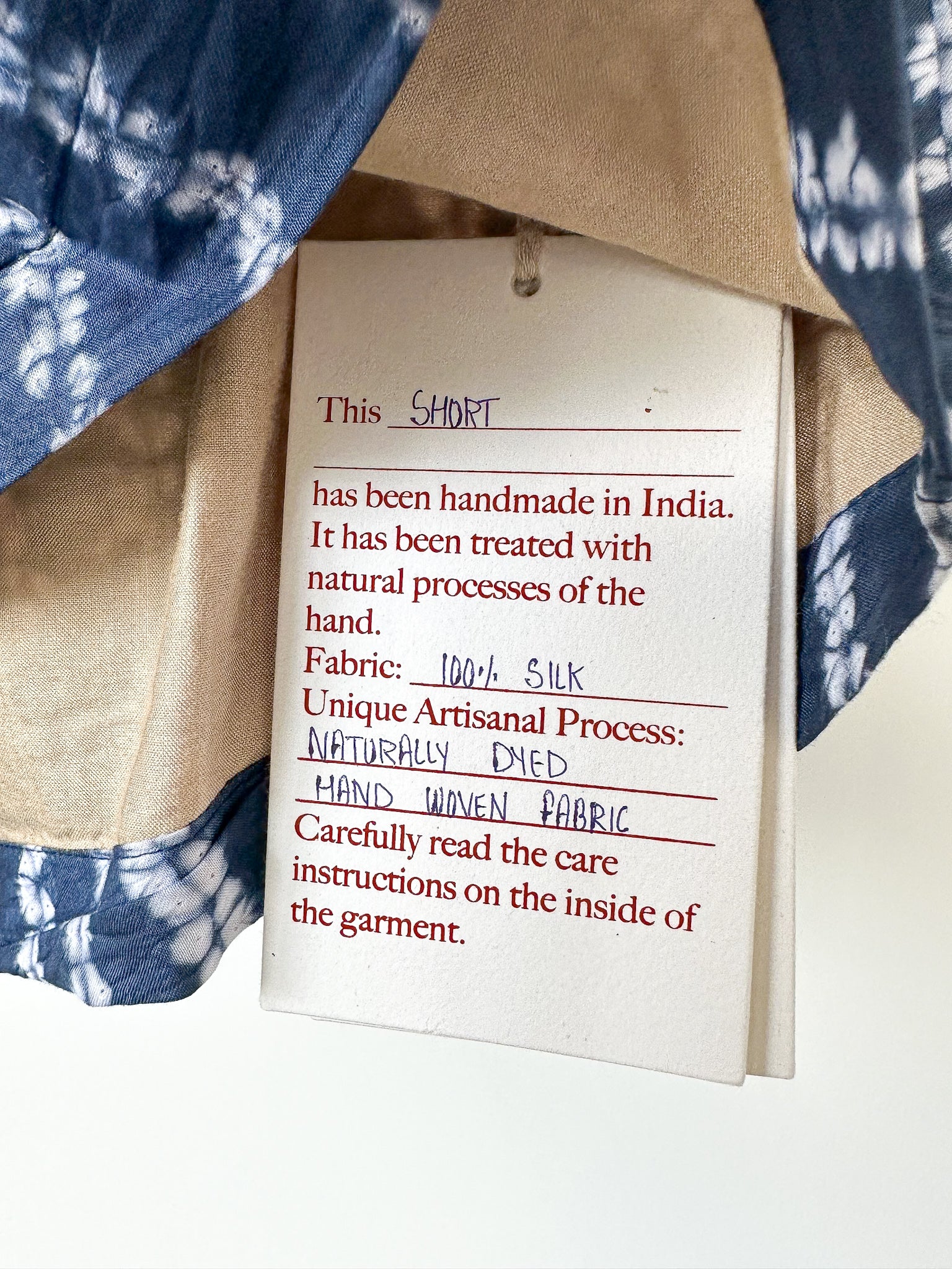 Short en soie bleu tie-dye Kartik Research