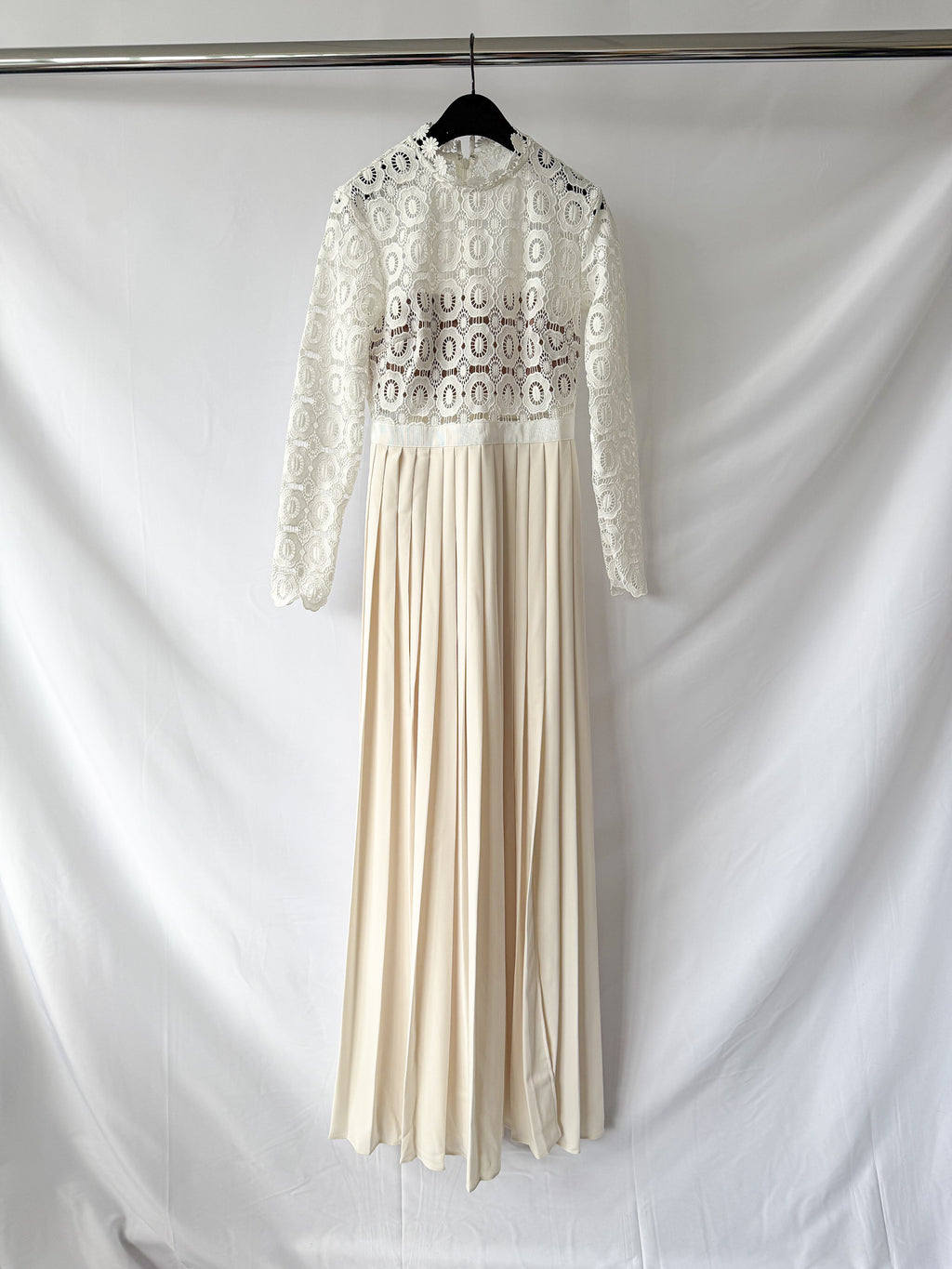 self portrait pleated crochet floral maxi dress Self Portrait Pleated Crochet Floral Maxi Dress
