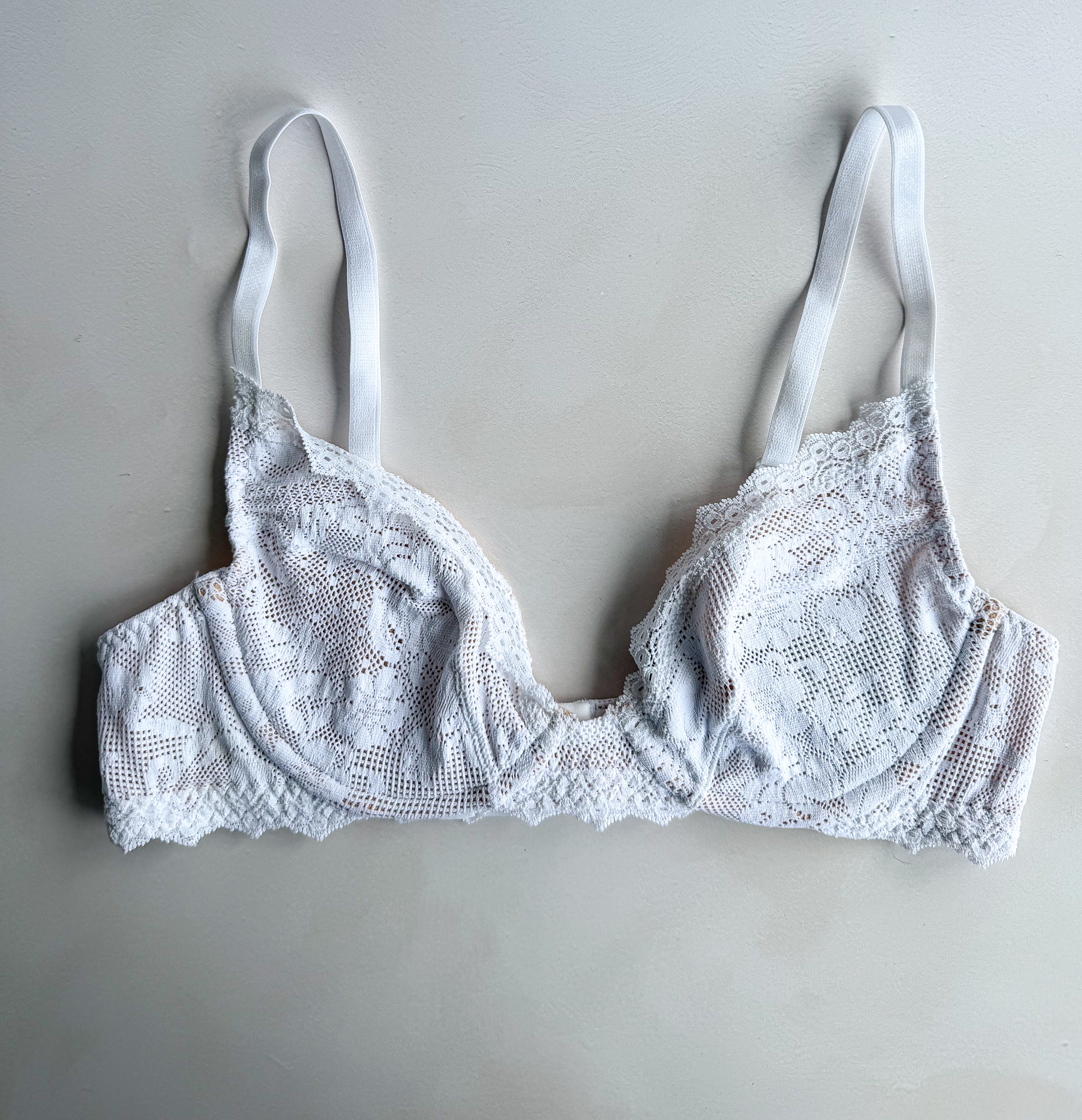 Pain De Sucre White French Lace Bra in Delia