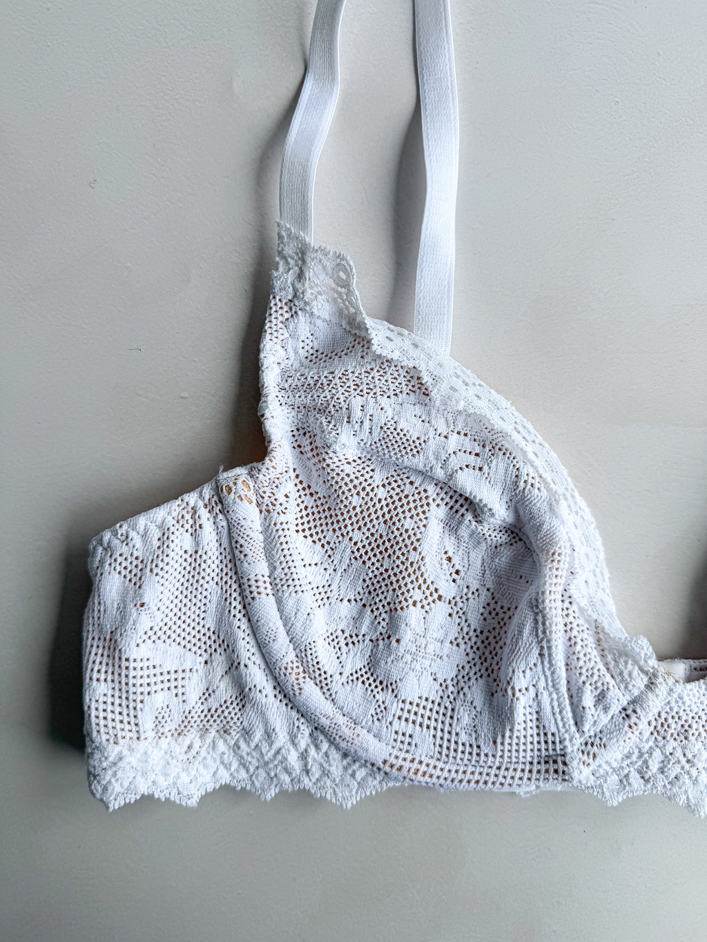 Pain De Sucre White French Lace Bra in Delia