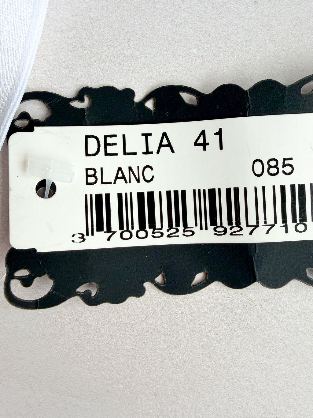 Pain De Sucre White French Lace Bra in Delia