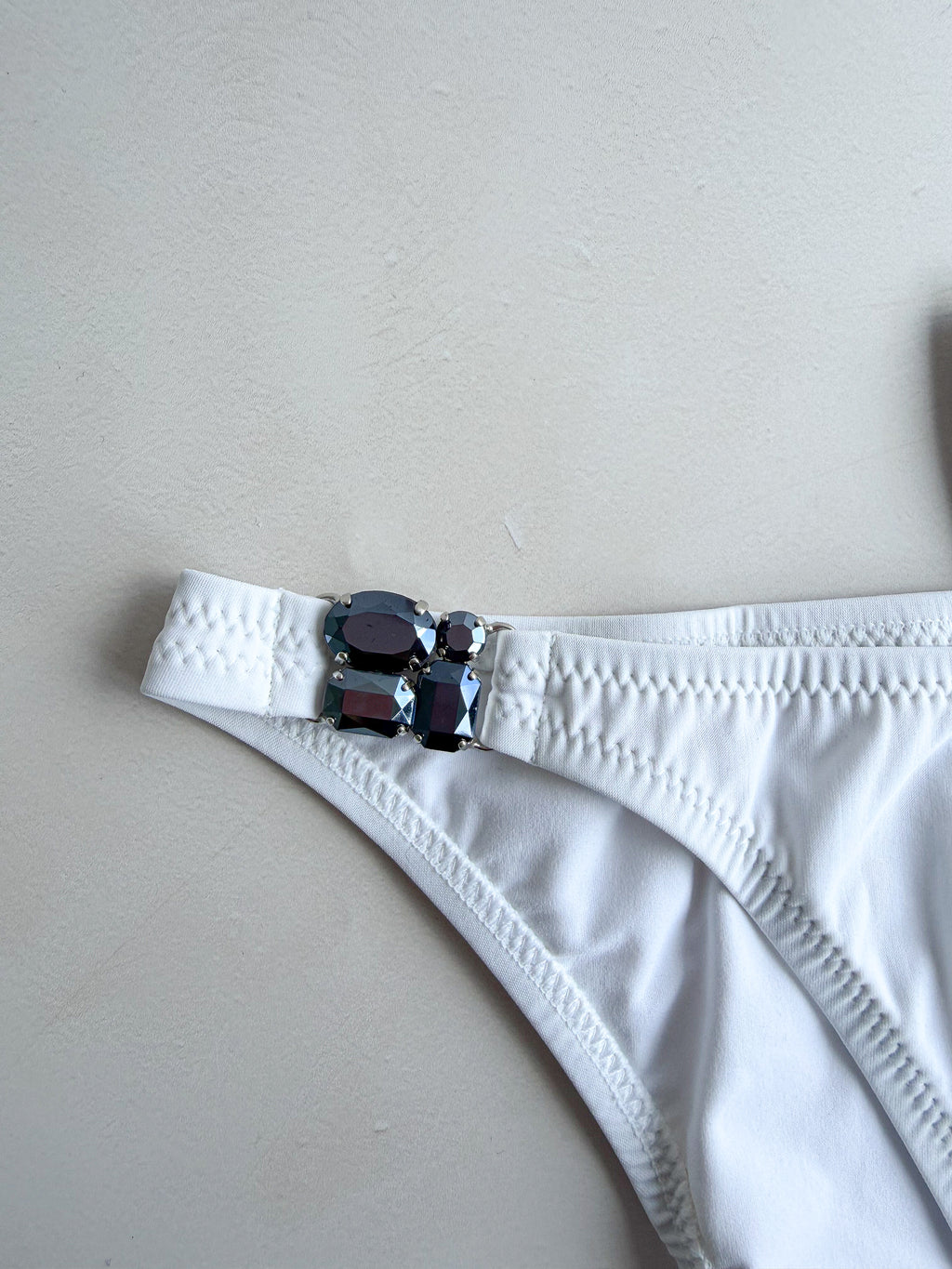 Pain De Sucre White Jewel Sides Bikini Bottom in Nipy