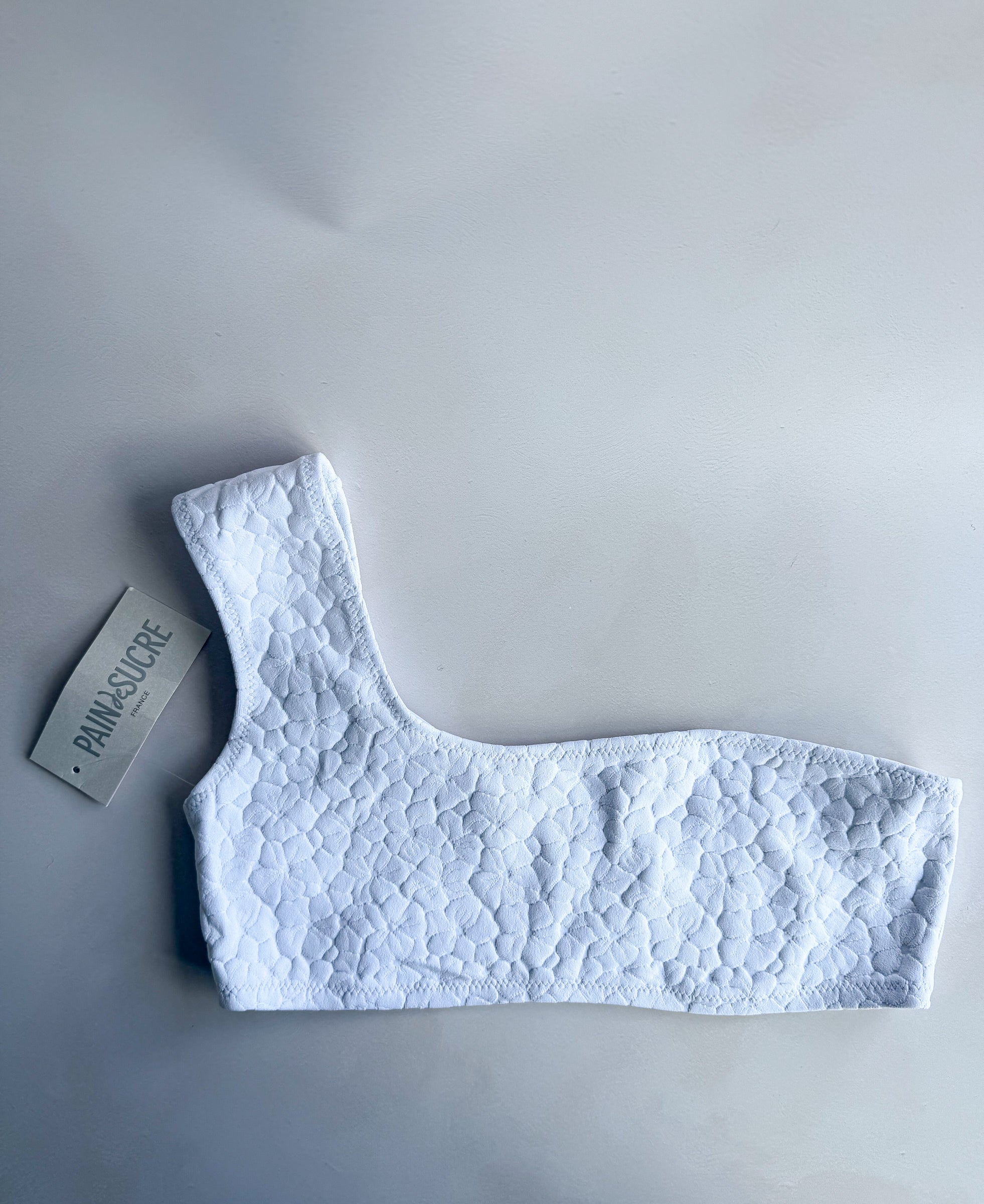 Pain De Sucre White One Shoulder Bikini Top in Myndy