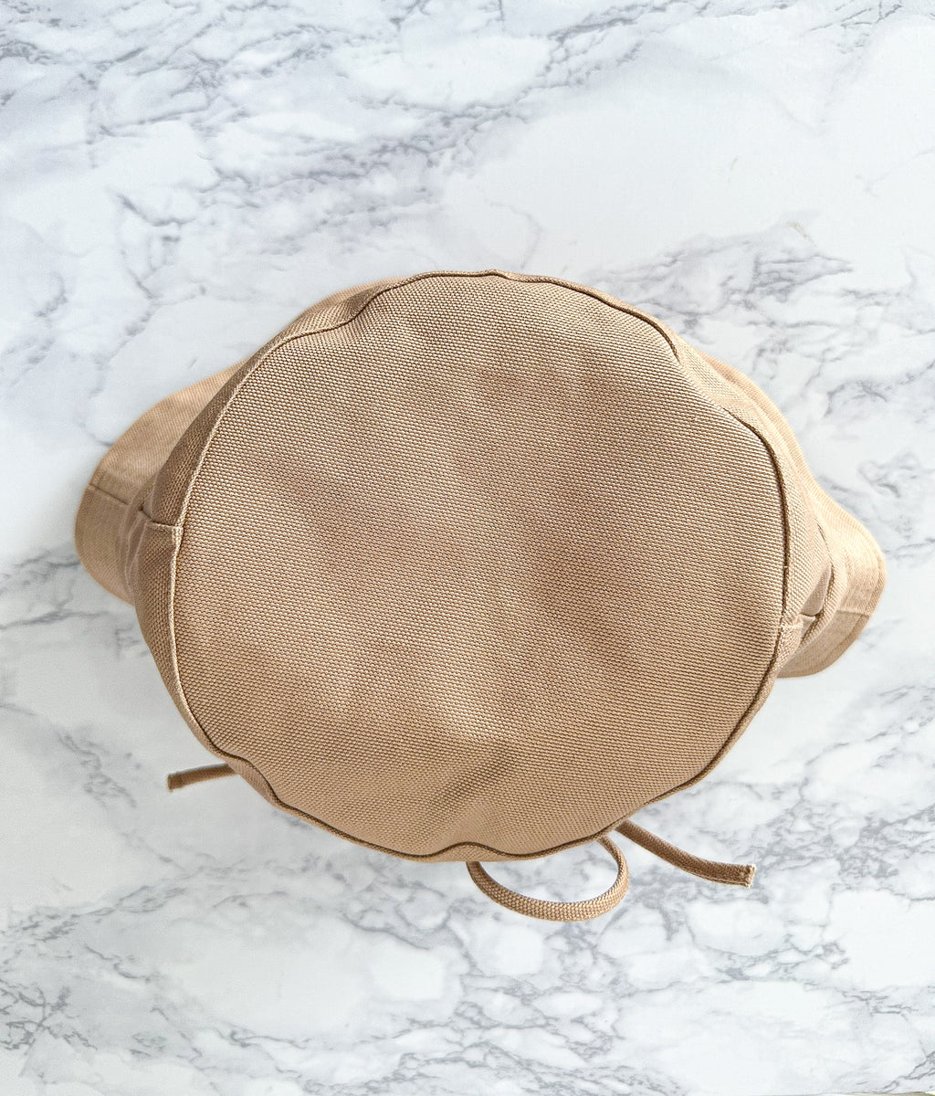 Bob beige Jacquemus Le Bob Gadjo avec logo en relief