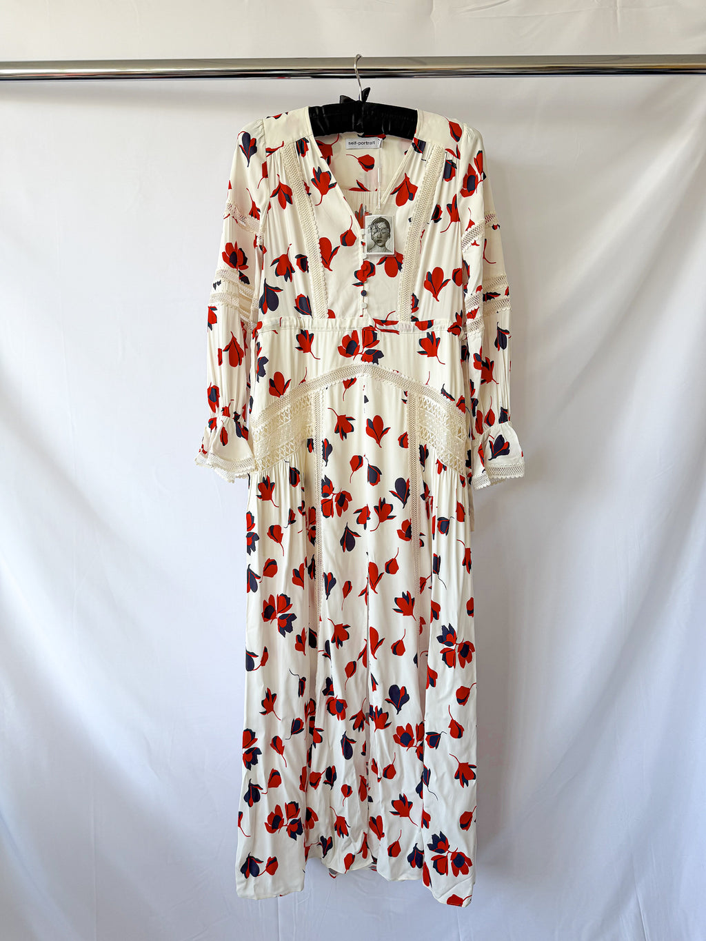 floral print lace trim v neck maxi dress Off White Floral Print Lace Trim Maxi Dress