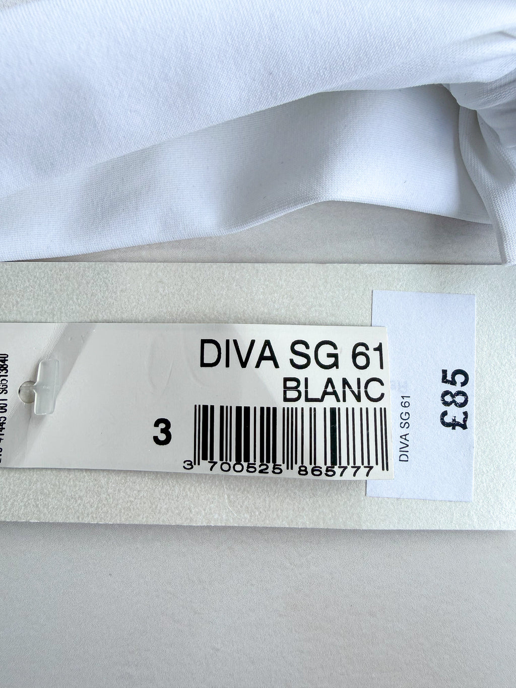 Pain De Sucre Bikini Top in Diva White