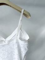Pain De Sucre Alona Weißer Spitzen-Camisole-Tanga-Body-Top