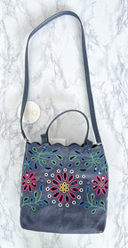 Chloé Kamilla North/South Floral Broderie Anglaise Embroidered Linen Tote Crossbody Handbag