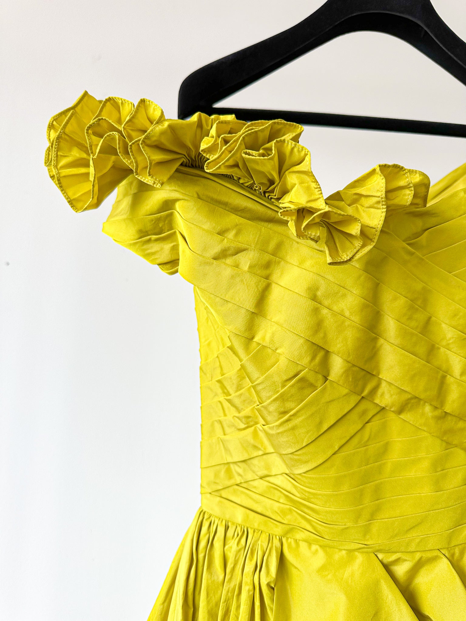 Elie Saab Lime Green Ruffle Detail Off Shoulder Open Leg Formal Gown AW23/24 - House Of Huntington