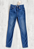 Madewell Curvy High-Rise Skinny Jeans - House Of Huntington