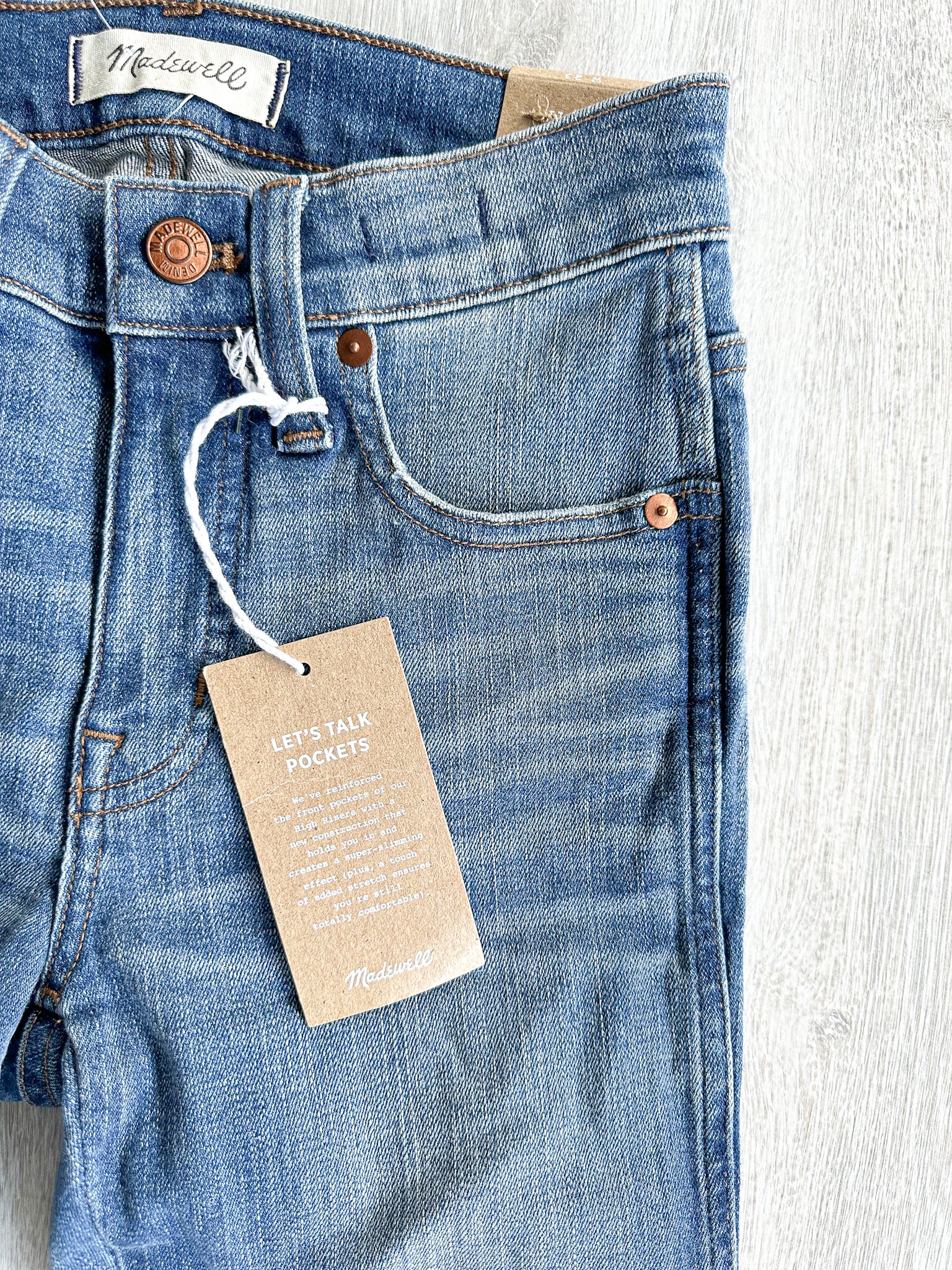 Джинсы-скинни со средней посадкой MADEWELL 9 дюймов в цвете York Wash: порвать и починить