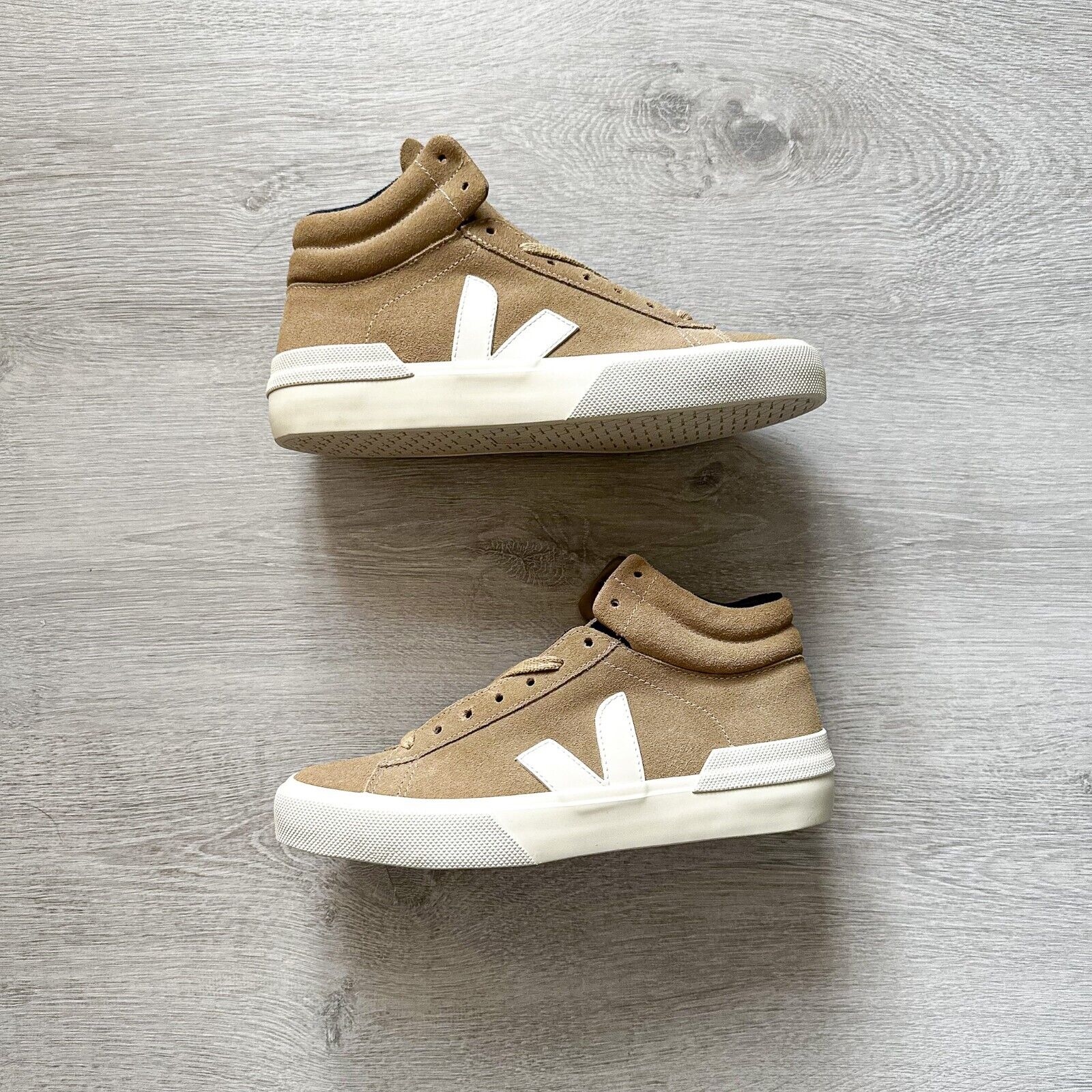VEJA Minotaur Dune Brown Suede Pierre V Trainers Sneakers - House Of Huntington