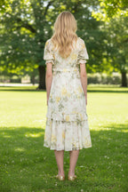 Robe midi Needle & Thread en mousseline avec imprimé floral rose et coupe ballerine