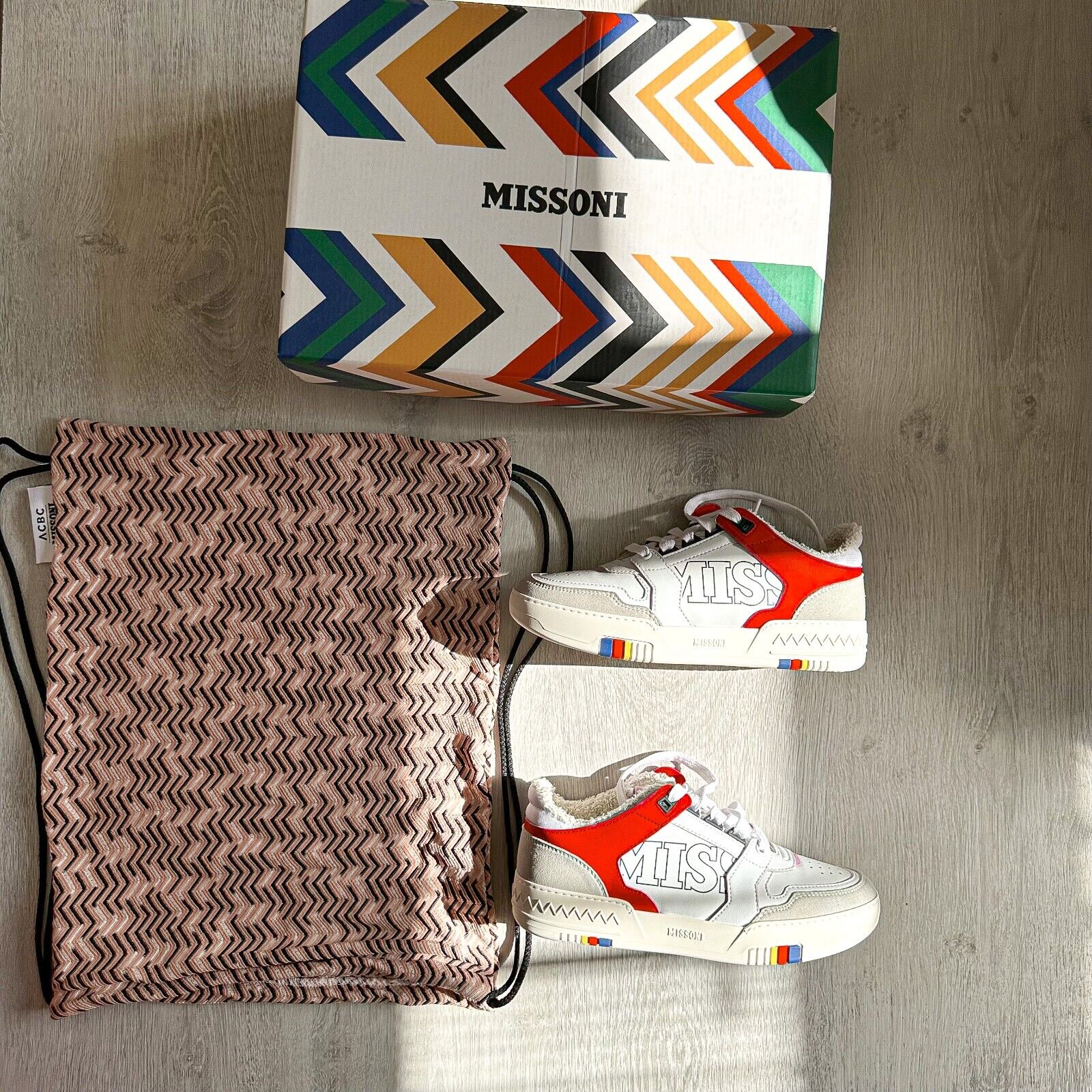 MISSONI Logo 90 White Red Trainers Sneakers + Chevron Bag