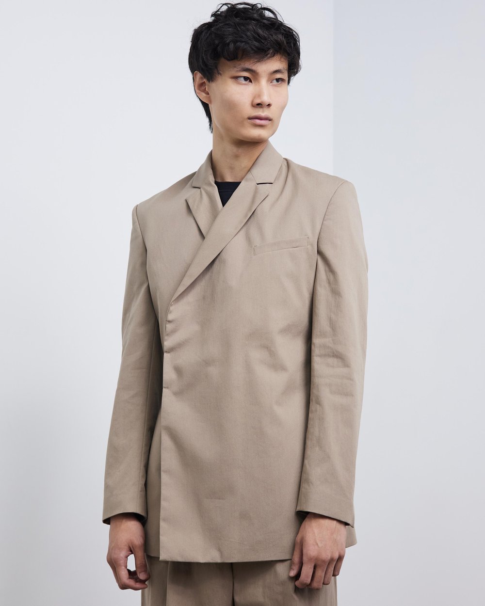 Han Kjobenhavn Hidden Button Blazer In Light Brown