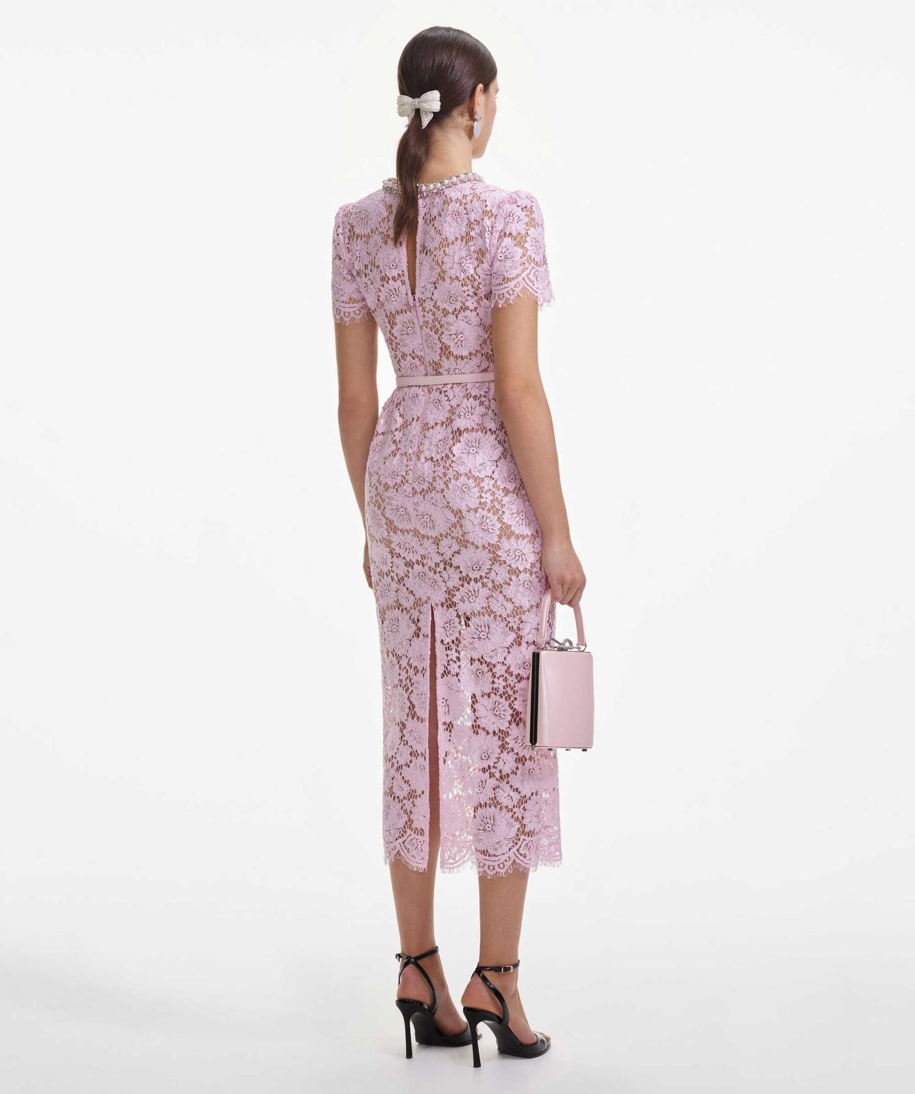 Self-Portrait Rosa Blumen-Spitzenkleid mit Perlenverzierung am Ausschnitt und Gürtel