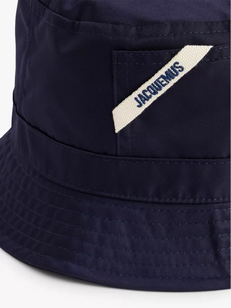 Jacquemus Le Bob Ovalie Shell Chapeau Bob Bleu Marine