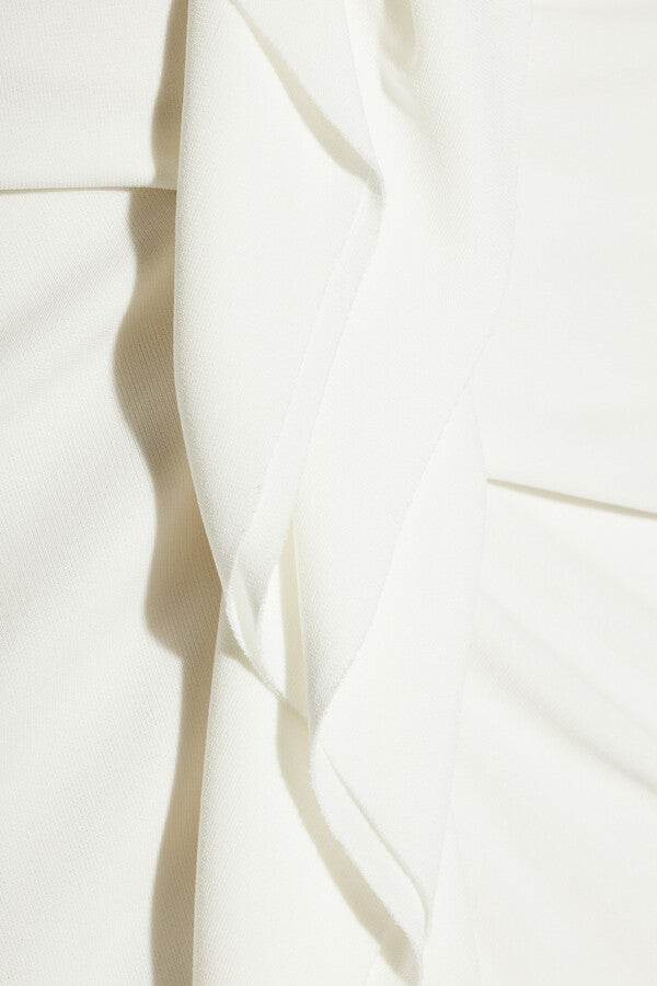 16ARLINGTON Marfil Blanco Minelli Feather Trim Crepe Netted Detalle Vestido de Novia Sin Tirantes