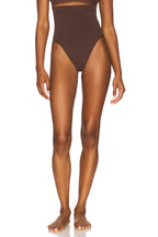 Skims Everyday Sculpt High Waisted Thong in Cocoa Brown