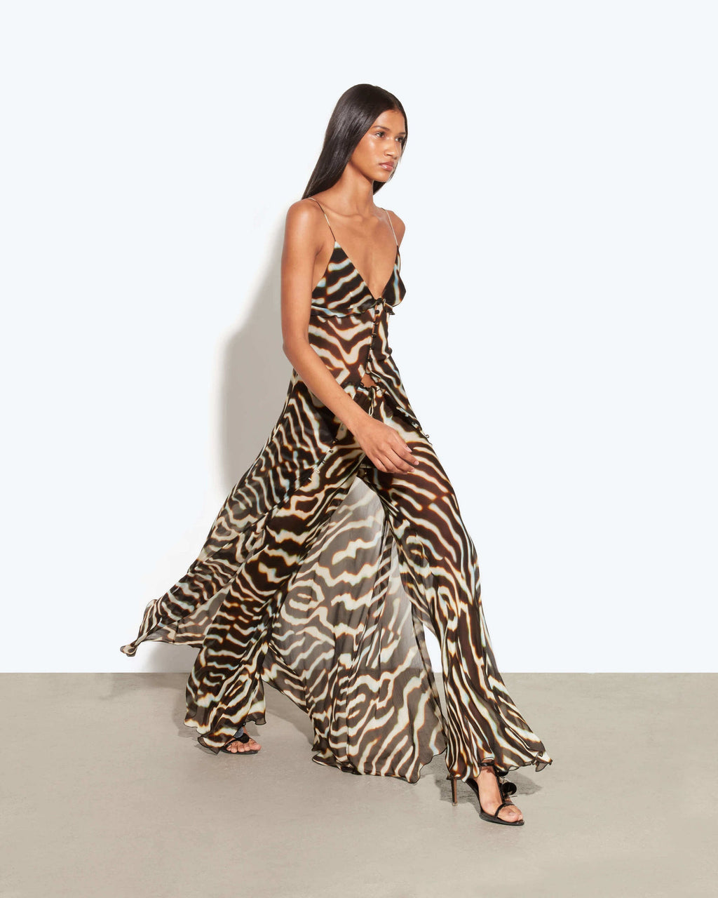 Rat and Boa – Astra – Chiffon-Tunika-Maxikleid mit Animalprint