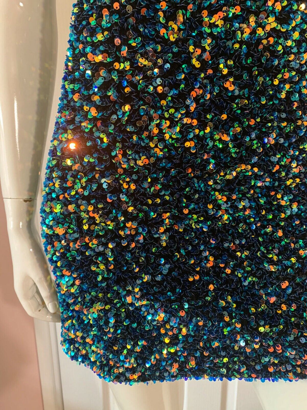 AZZARO Couture Sequin Flattering Party Dress - House Of Huntington