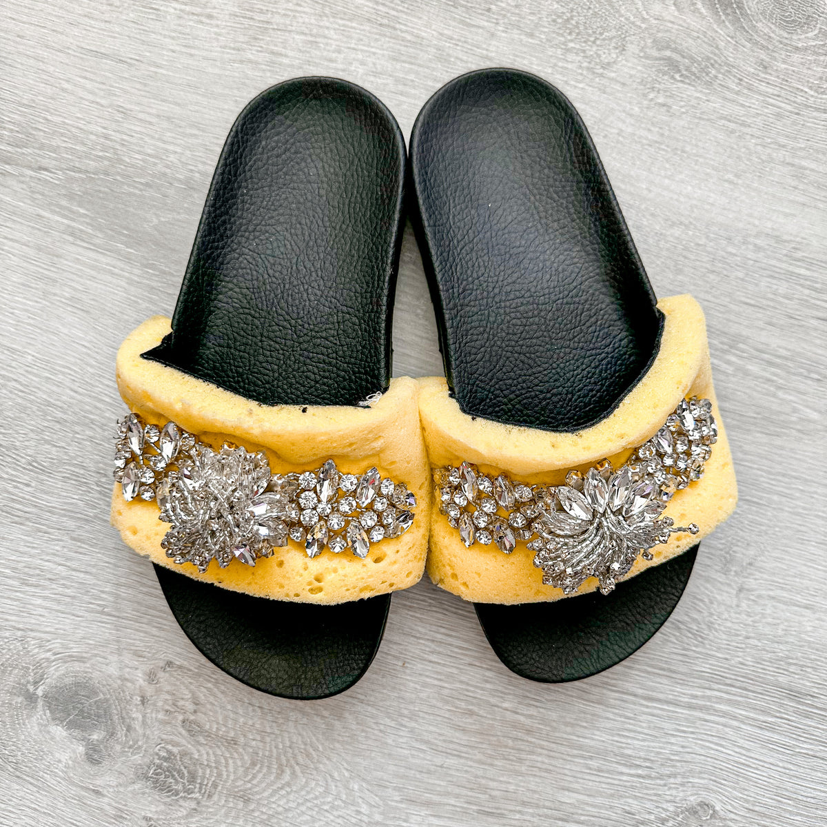 Sponge Strap Crystal Embellished Slip On Slides Flats